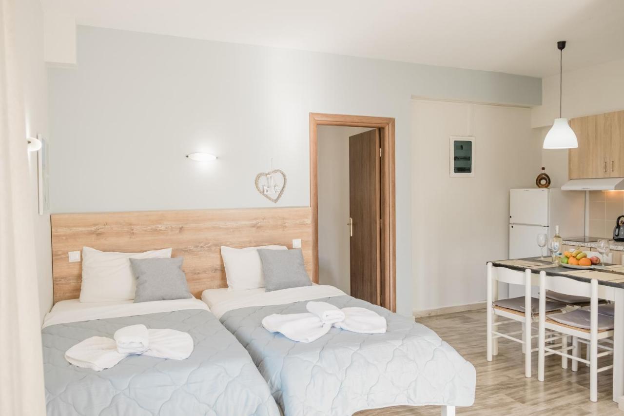 Miramare Apartments Platanias  Bagian luar foto